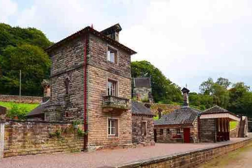 Woodbine Cottage-Part Of Alton Cottages Buitenkant foto